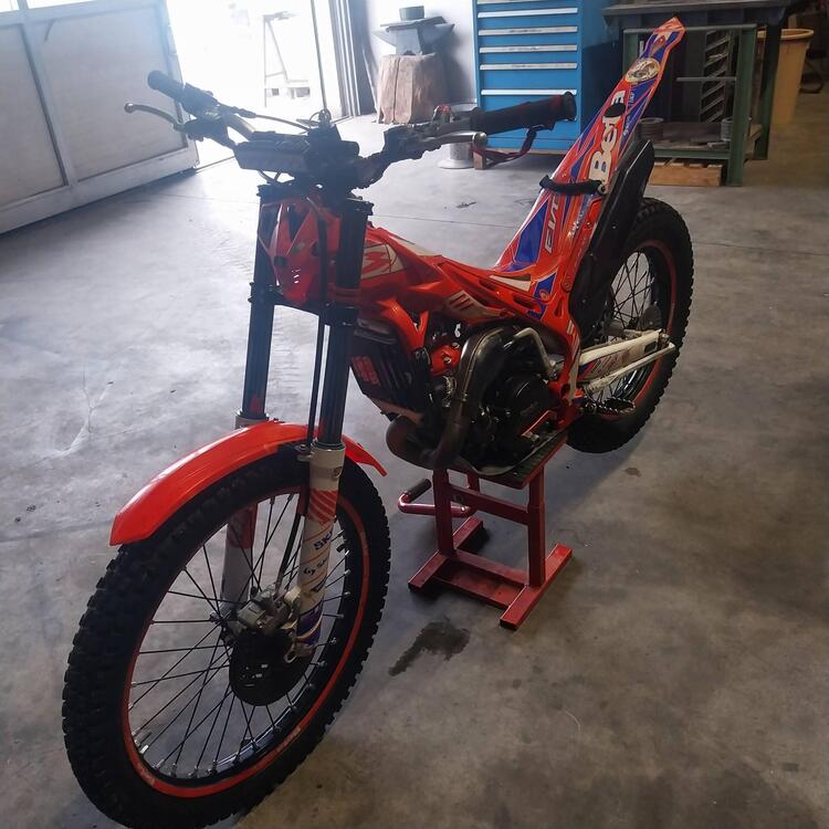 Betamotor Evo 300 2t (2017 - 18) (3)