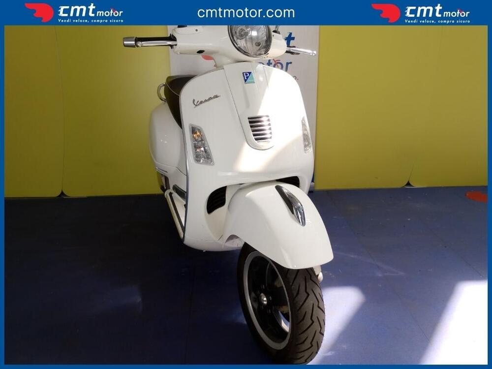 Vespa GTS 300 Super (2008 - 16) (2)