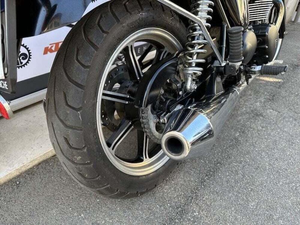 Triumph Bonneville SE (2009 - 13) (3)