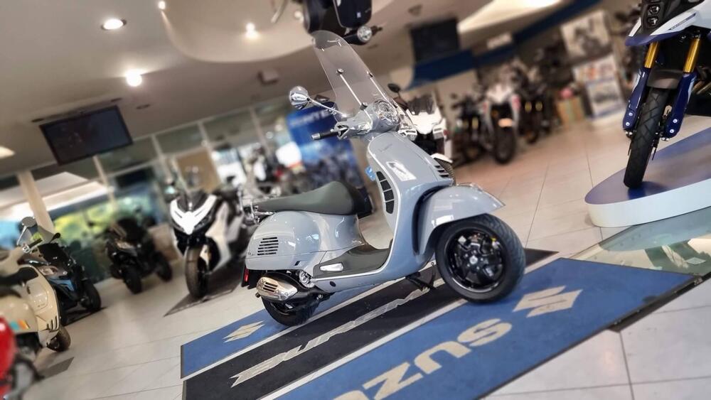 Vespa GTS 300 Supertech Hpe (2021 - 22)