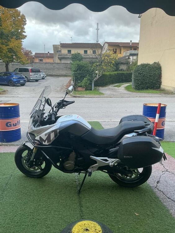 CFMOTO 650MT (2021 - 24) (4)