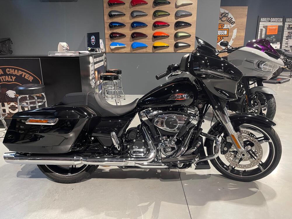 Harley-Davidson Street Glide (2024 - 25) (2)