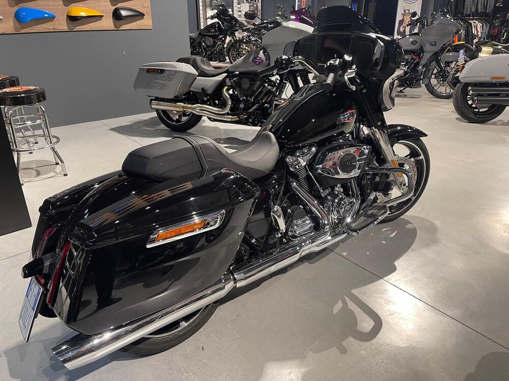 Harley-Davidson Street Glide (2024 - 25) (3)