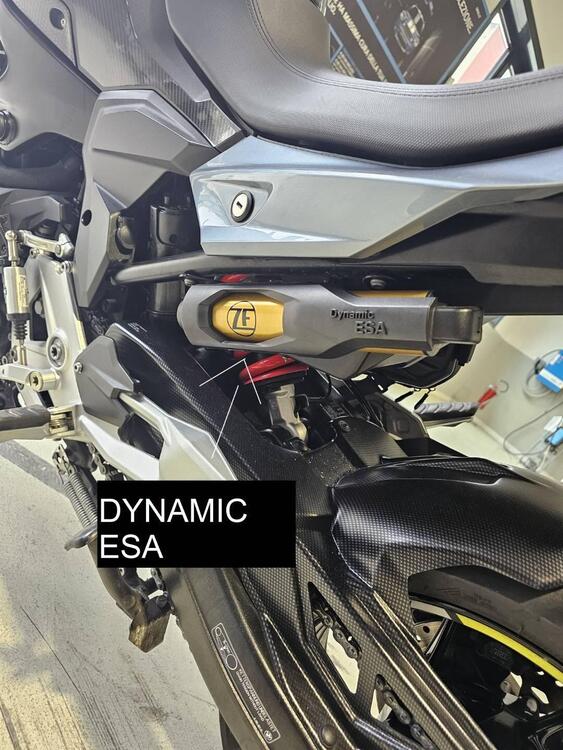 Bmw F 900 R (2021 - 24) (4)