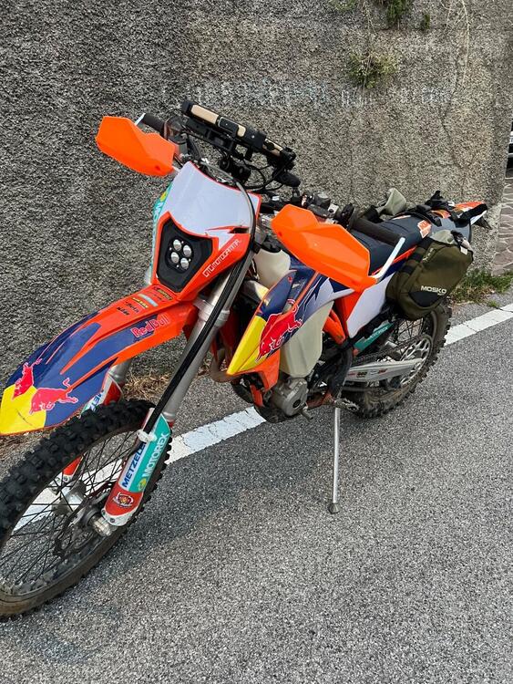 KTM 250 EXC-F (2023) (2)