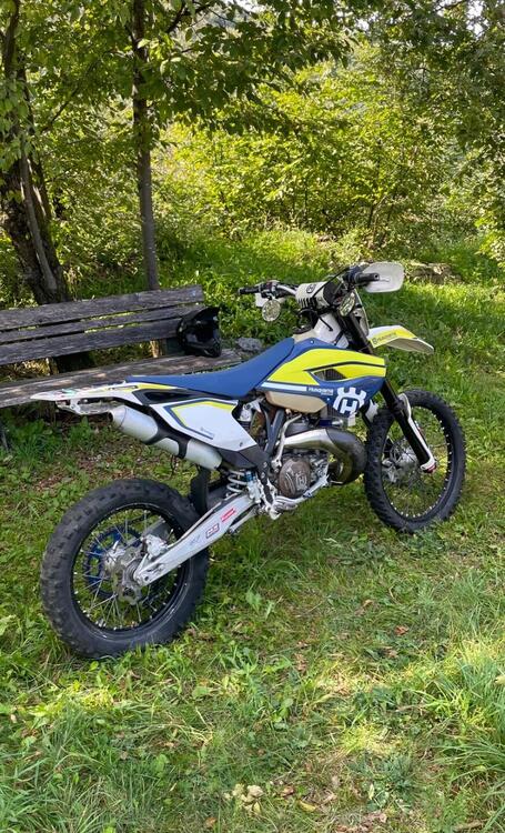 Husqvarna TE 250 (2016) (4)