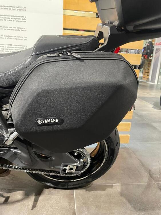 Yamaha MT-10 (2022 - 25) (5)