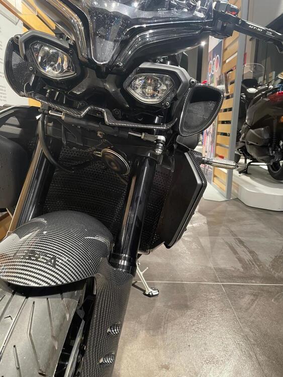 Yamaha MT-10 (2022 - 25) (4)