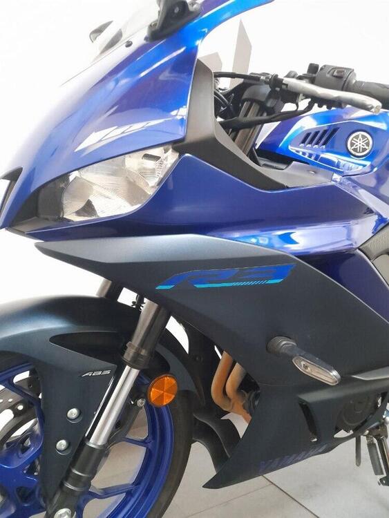 Yamaha YZF R3 (2021 - 24) (2)