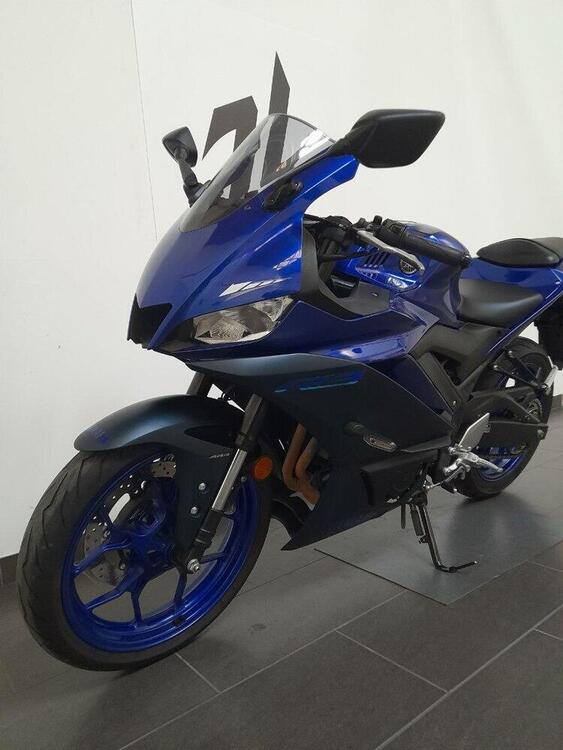 Yamaha YZF R3 (2021 - 24) (3)