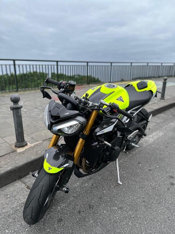 Triumph Street Triple 765 Moto2 Edition (2023 - 24) (5)