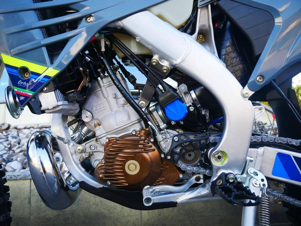 Tm Moto EN 300 Fi ES 2T TM Corse (2025) (3)