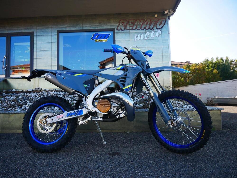 Tm Moto EN 300 Fi ES 2T TM Corse (2025) (4)