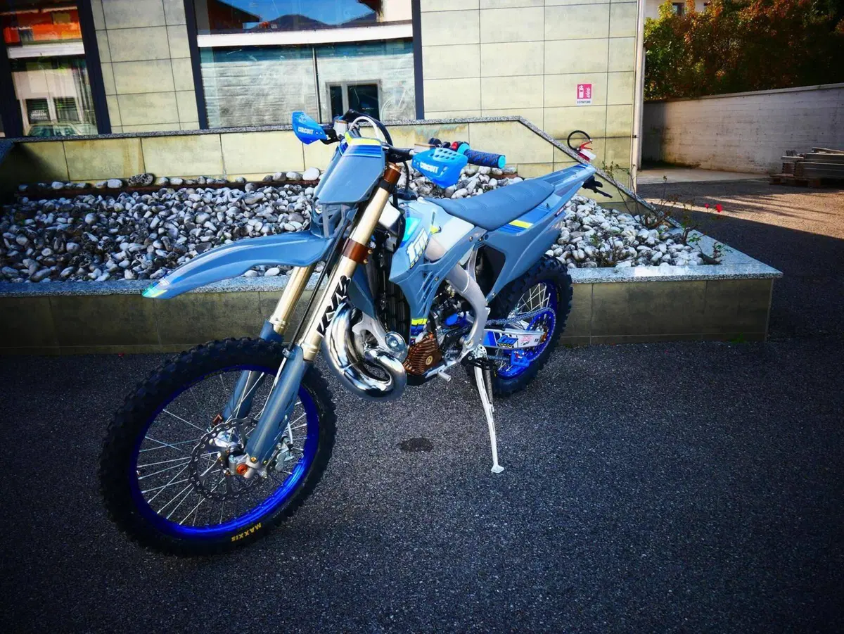 Tm Moto EN 300 Fi ES 2T TM Corse (2025) (5)