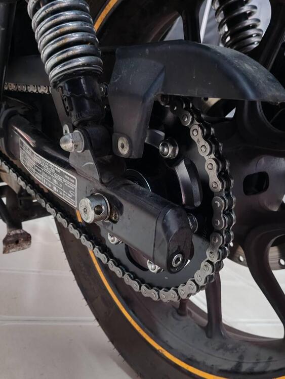 Royal Enfield Meteor 350 Fireball (2021 - 25) (5)