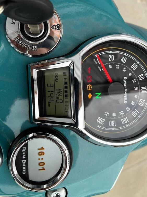 Royal Enfield Classic 650 (2025) (2)