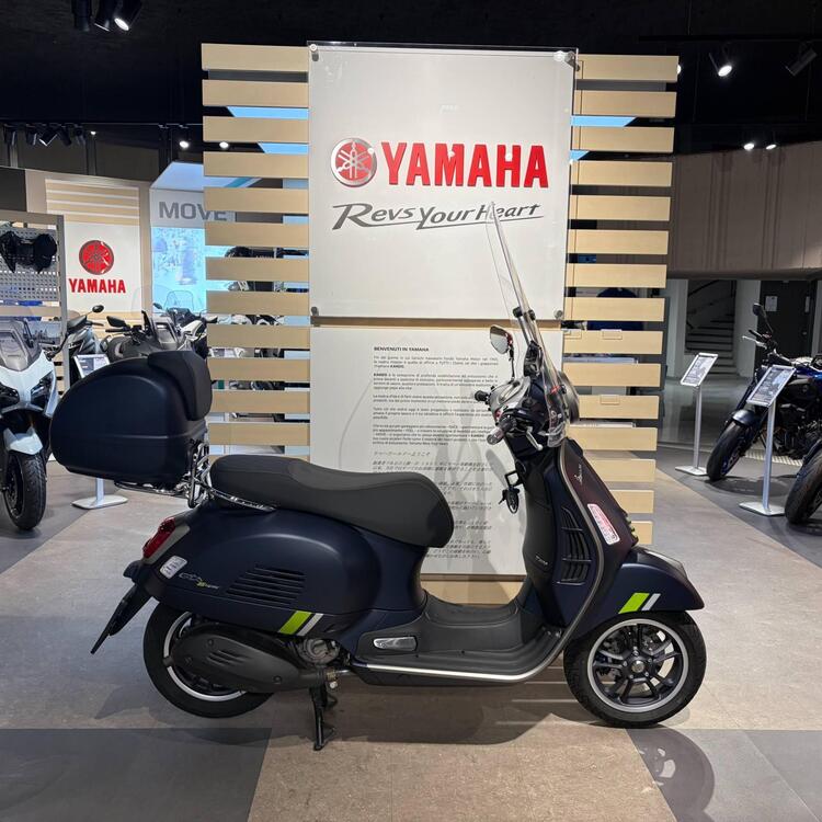 Vespa GTS 300 Super Tech (2023 - 24)