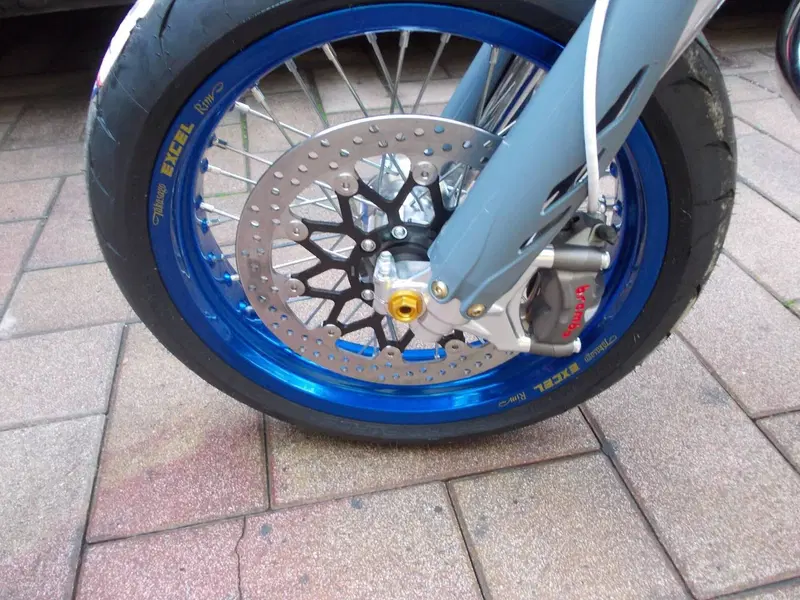 Tm Moto SMR 125 ES Fi 2T (2026) (7)