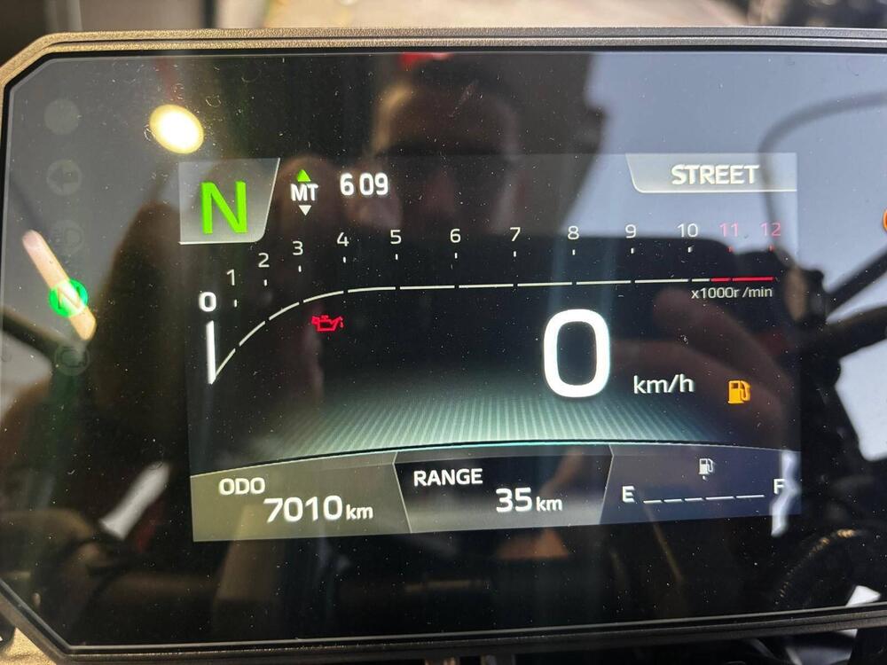 Yamaha MT-09 Y-AMT (2024 - 25) (2)