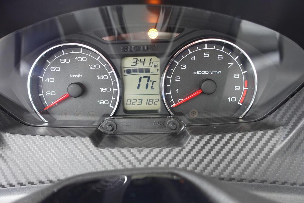 Suzuki Burgman AN 400 (2017 - 20) (3)