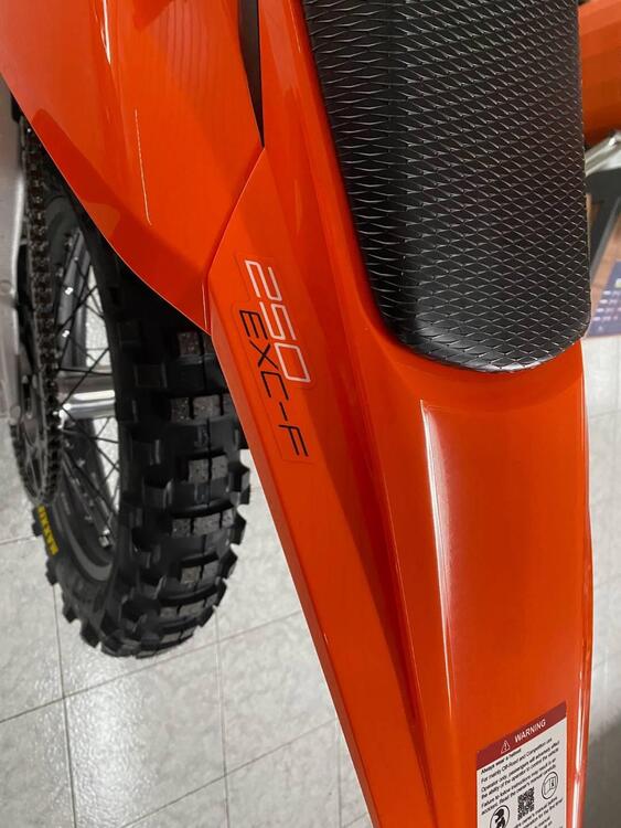 KTM 250 EXC-F (2026) (3)