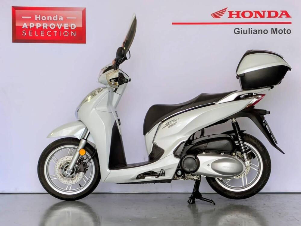 Honda SH 300 i ABS (2016 - 20) (4)