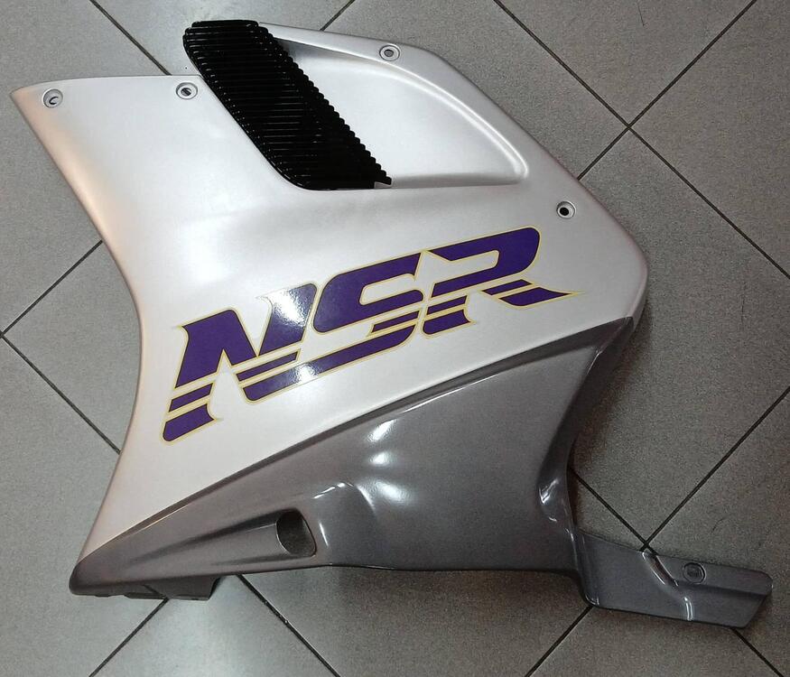 83640KBS835ZB Carena sinistra NSR Honda
