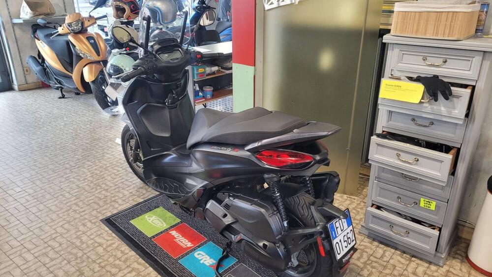 Piaggio Beverly 400 S ABS-ASR (2021 - 24) (4)