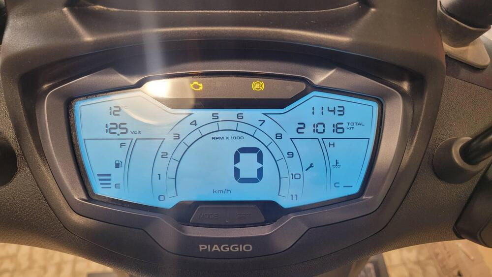 Piaggio Beverly 400 S ABS-ASR (2021 - 24) (5)