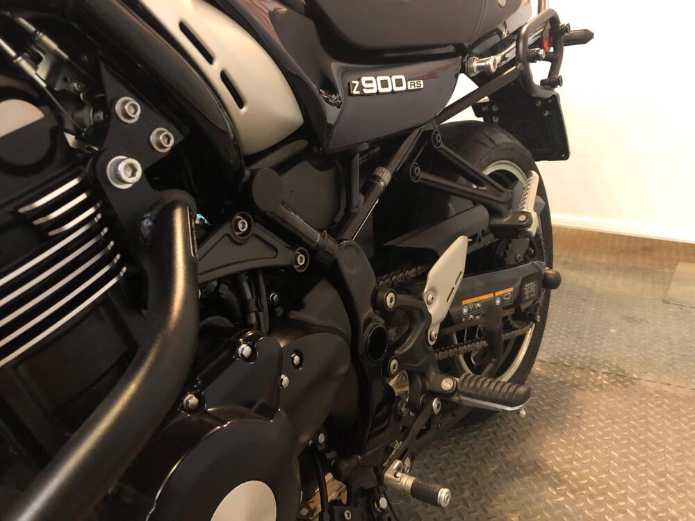 Kawasaki Z 900 RS (2022 - 25) (5)