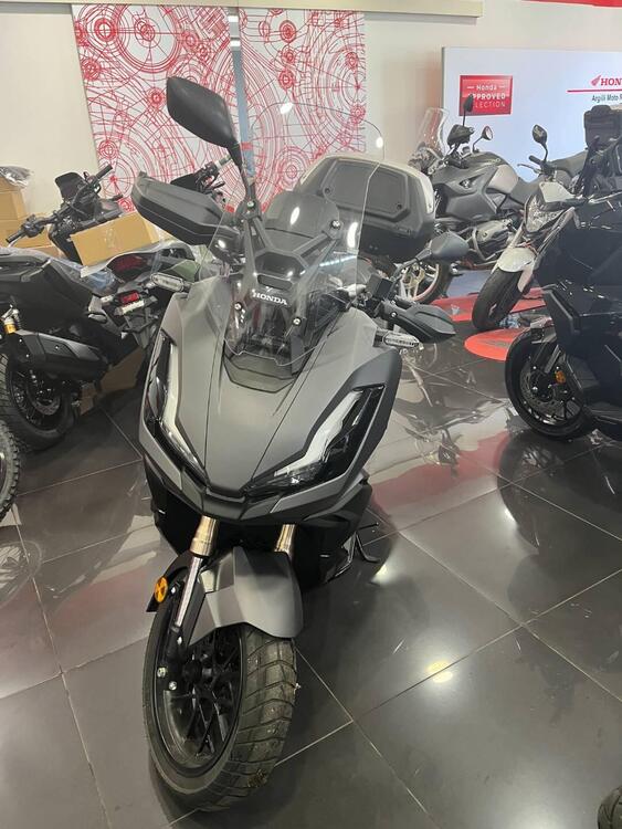 Honda ADV 350 (2022 - 24) (2)