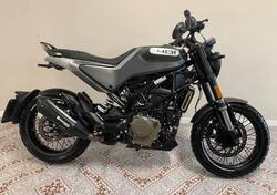 Husqvarna Svartpilen 401 (2021 - 23) usata