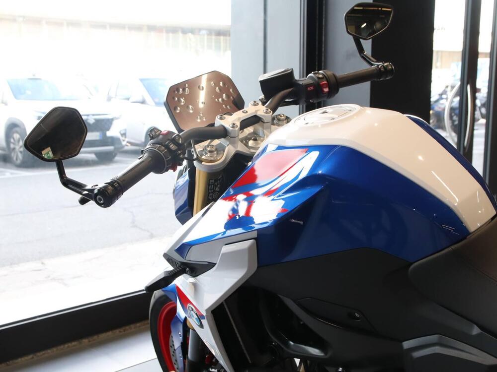 Bmw F 900 R (2025) (5)