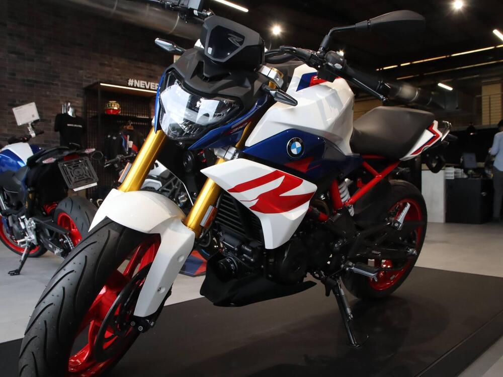 Bmw G 310 R (2021 - 25) (3)