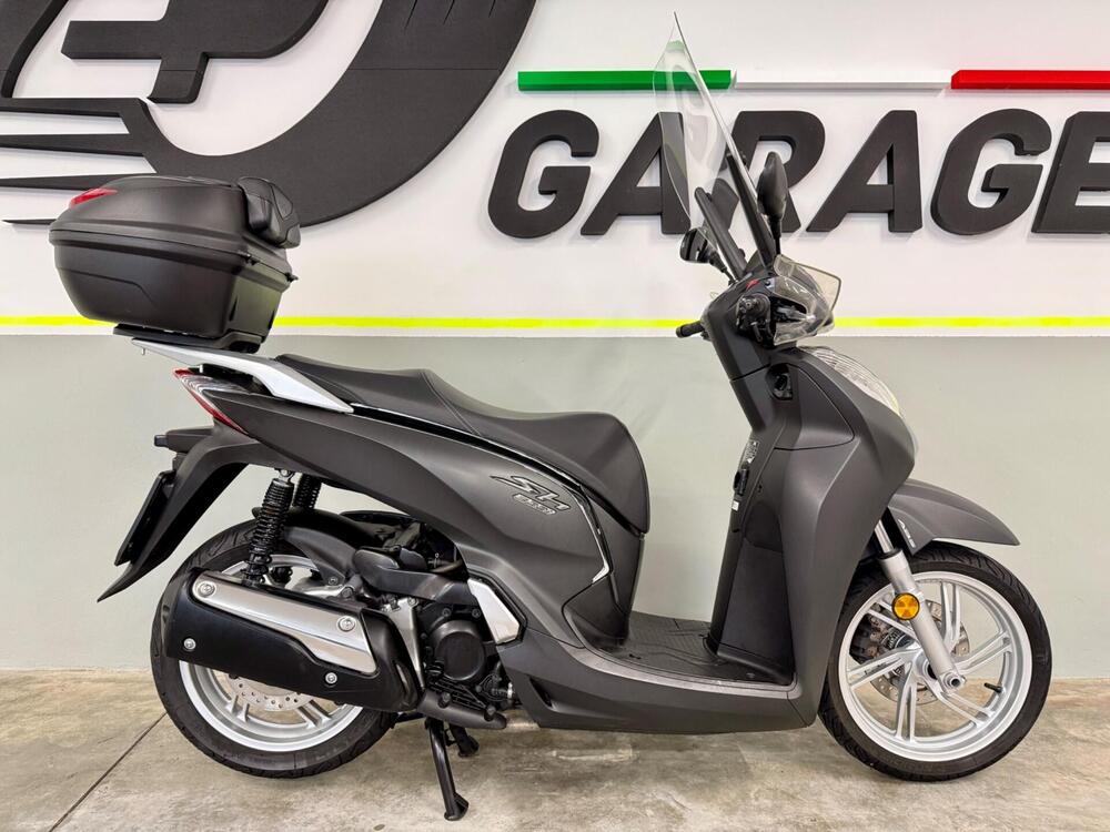 Honda SH 300 i ABS (2016 - 20) (2)