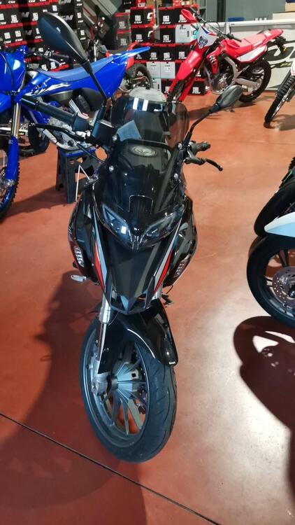 Benelli TRK 251 (2022 - 25) (3)