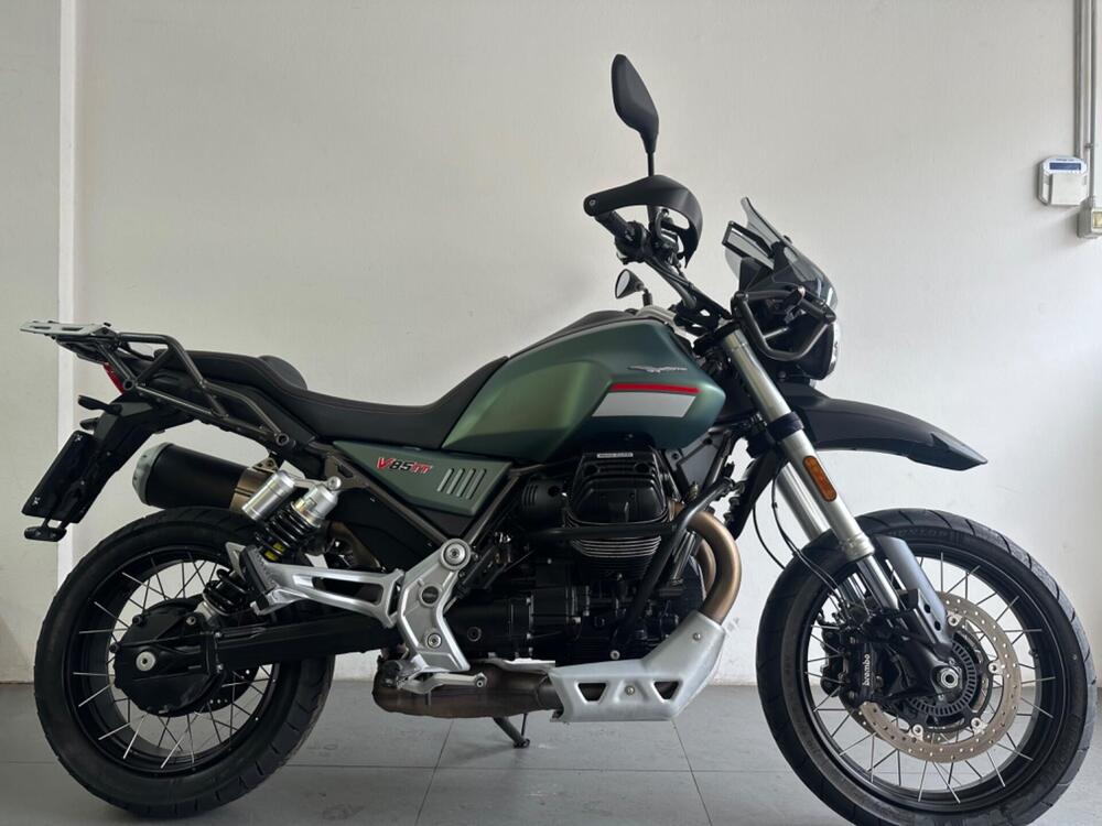 Moto Guzzi V85 TT (2021 - 23)