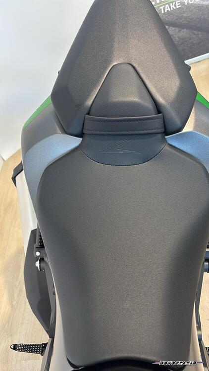 Kawasaki Z 1100 SE (2026) (4)