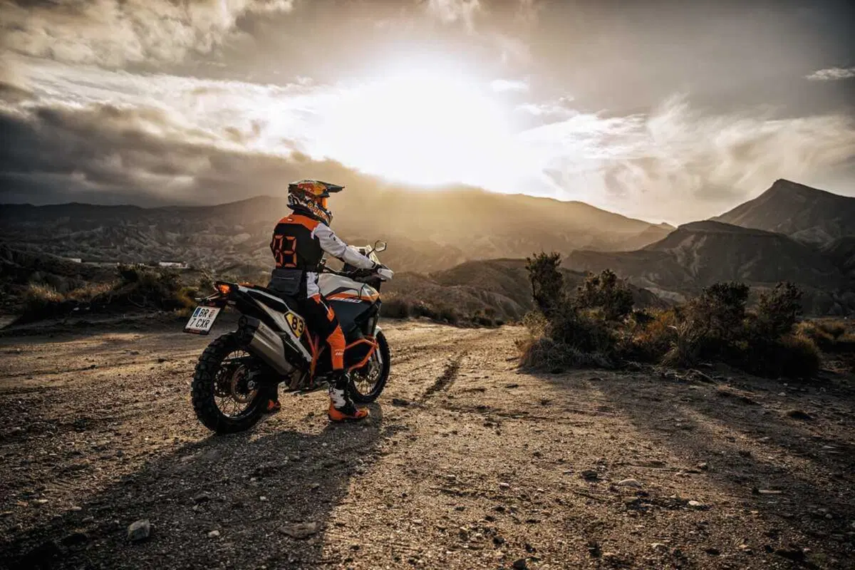 KTM 1390 Super Adventure 2026: sulla versione S EVO arriva il cambio automatico AMT [GALLERY e VIDEO] (7)