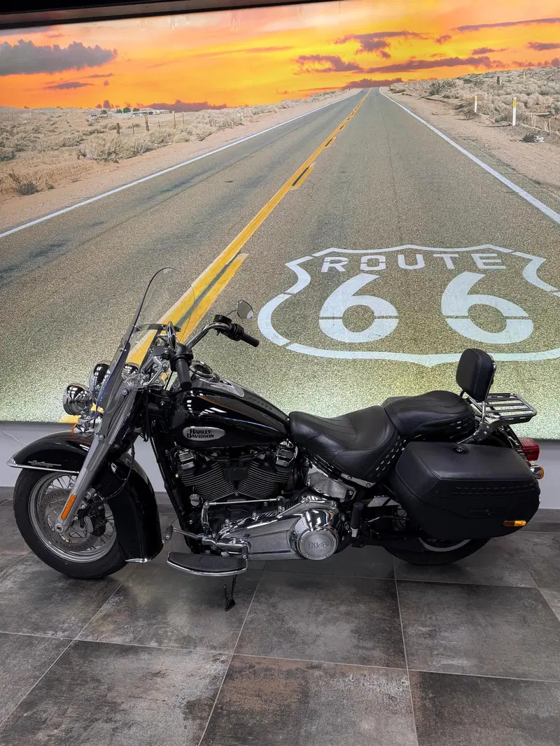 Harley-Davidson Heritage Classic (2021 - 24) (6)