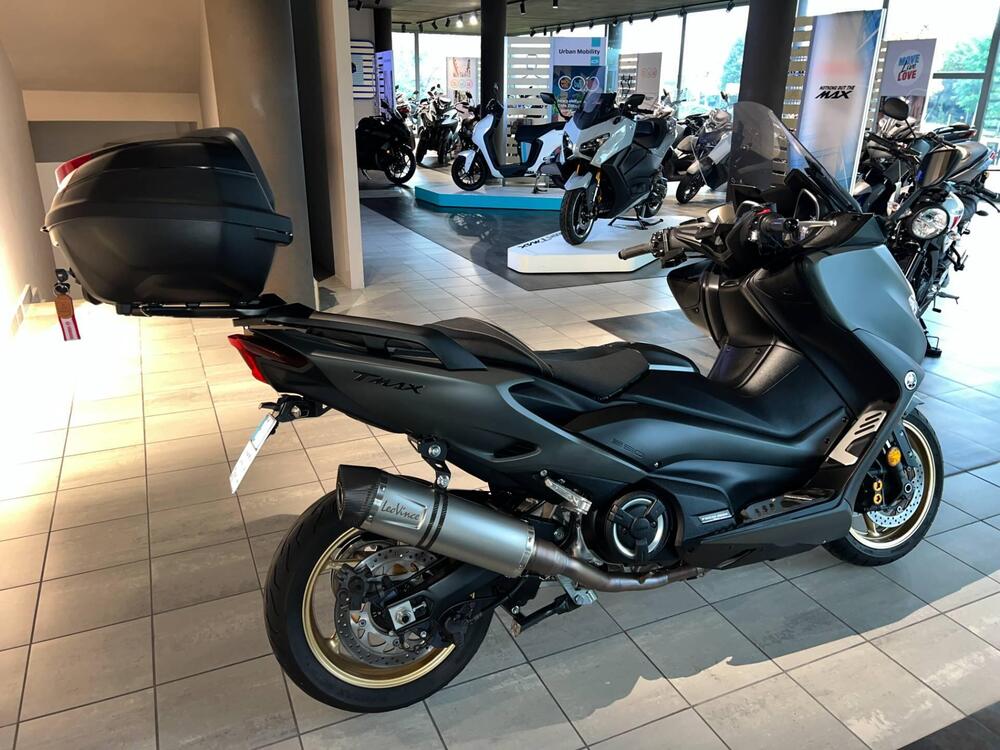 Yamaha T-Max 560 Tech Max (2020) (2)