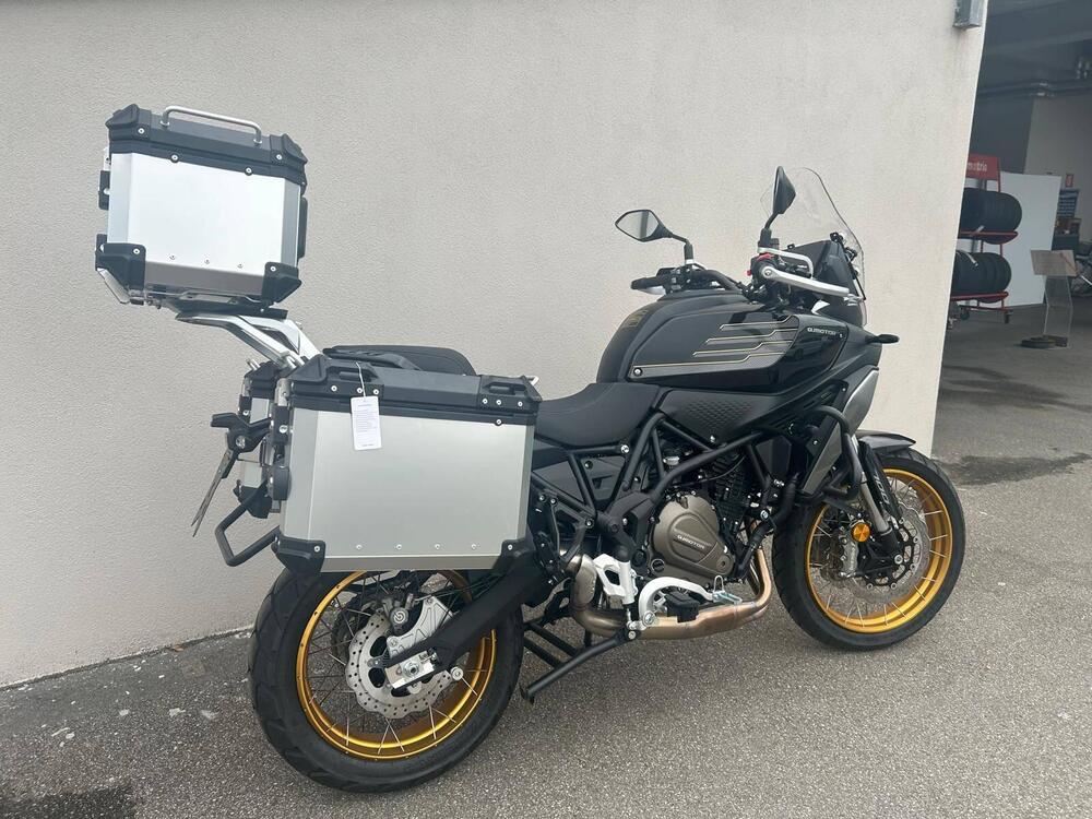 QJ Motor SRT 700 X (2024 - 25) (5)