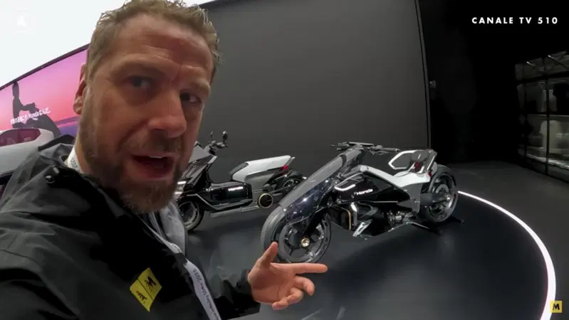 EV Urban e EV Outlier Concept: i concept elettrici mostrati da Honda a Tokyo [VIDEO]