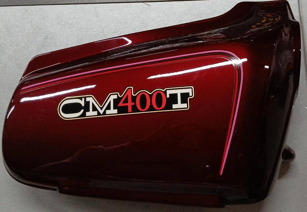 83600447780ZB Cover fiancatina destra CM400T Honda