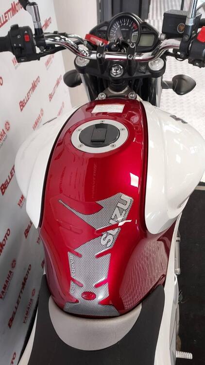 Suzuki Gladius 650 SFV (2009 - 15) (4)