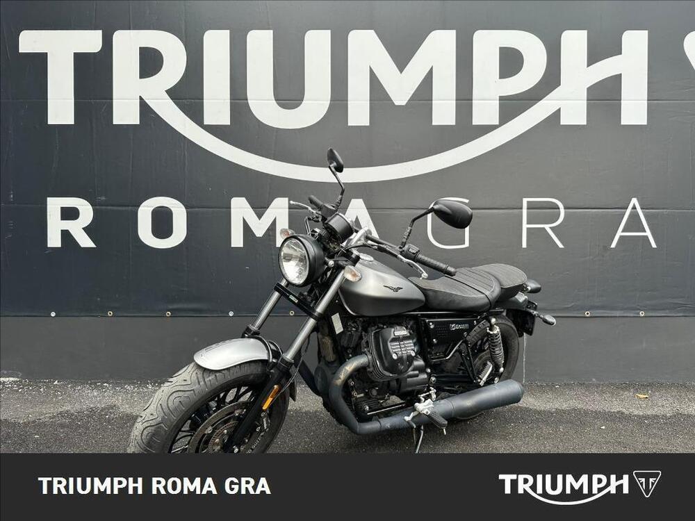 Moto Guzzi V9 Bobber (2018 - 20) (3)