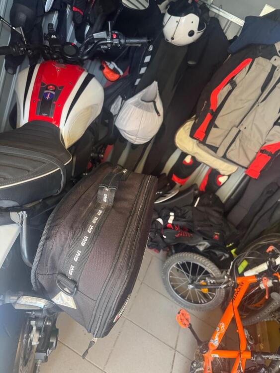 Yamaha XSR 700 (2022 - 25) (2)