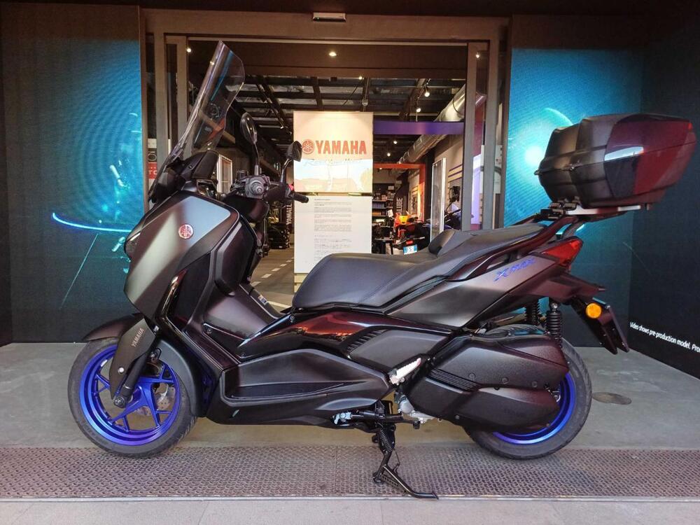 Yamaha X-Max 300 (2025) (2)