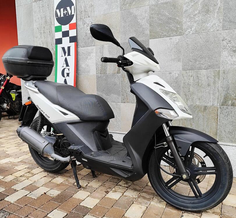 Kymco Agility 150 R16 (5)