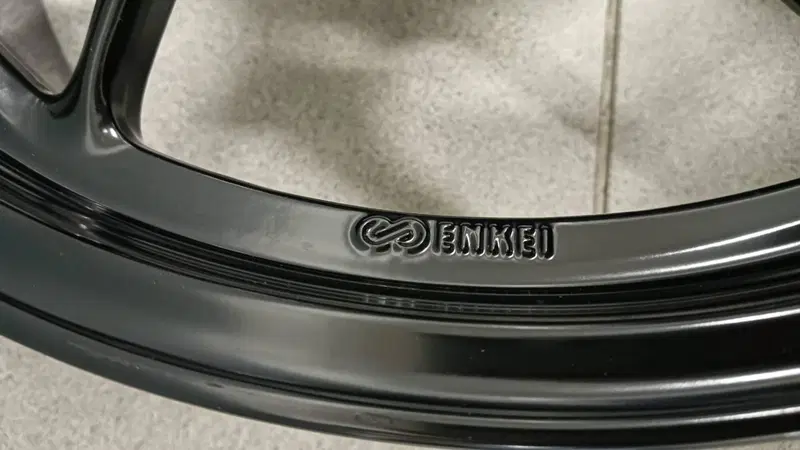 CERCHIO POSTERIORE DUCATI PANIGALE 899 (8)